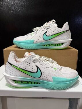 Nike Air Zoom GT Cut 3 Bleached Turquoise Men’s Size 9 DV2913-107 Basketball